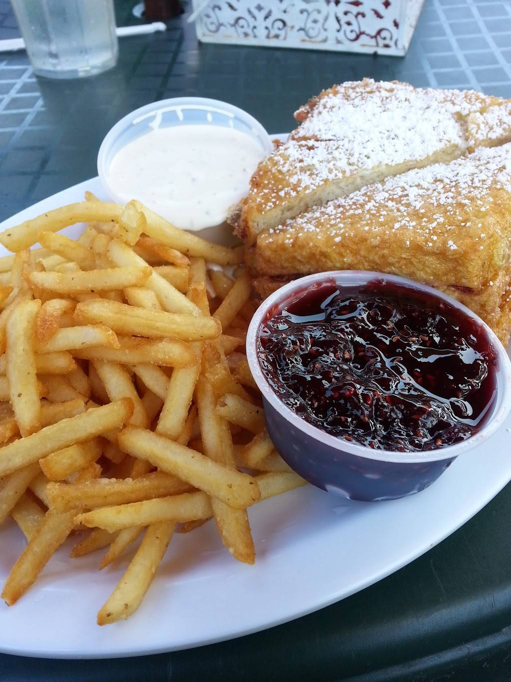 Park Bench Cafe | restaurant | 17732 Goldenwest St, Huntington Beach, CA 92647, USA | 7148420775 OR +1 714-842-0775