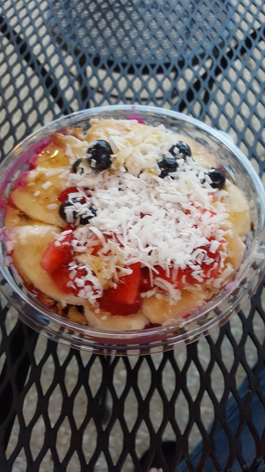 Jamba Juice Streets of Woodfield | restaurant | 601 N Martingale Rd Ste. #310, Schaumburg, IL 60173, USA | 8479951445 OR +1 847-995-1445