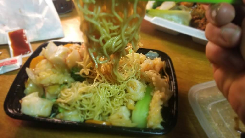 China Court Express | restaurant | 554 Sheppard Ave W, North York, ON M3H 2R9, Canada | 4166361632 OR +1 416-636-1632