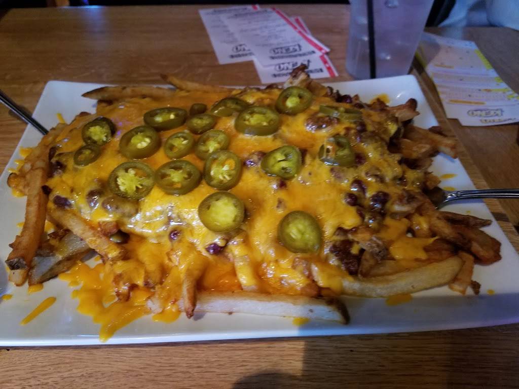 Characters Sports Bar & Grill | restaurant | 6007 Brookpark Rd, Cleveland, OH 44129, USA | 2163987600 OR +1 216-398-7600