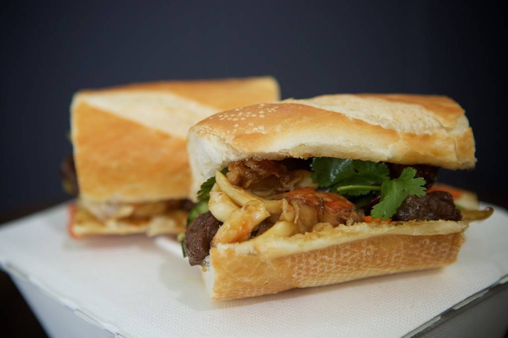 Clever Leaf | restaurant | 3751 South Harbor Boulevard F, Santa Ana, CA 92704, USA | 7145401788 OR +1 714-540-1788