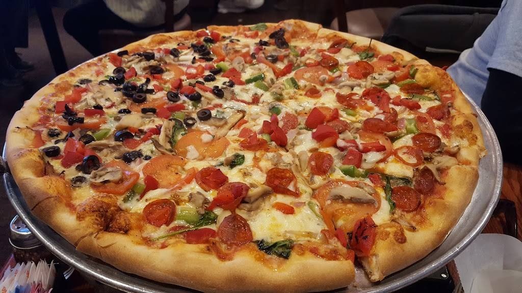 Mamma Lucia | restaurant | 12274 Rockville Pike M, Rockville, MD 20852, USA | 3017704894 OR +1 301-770-4894