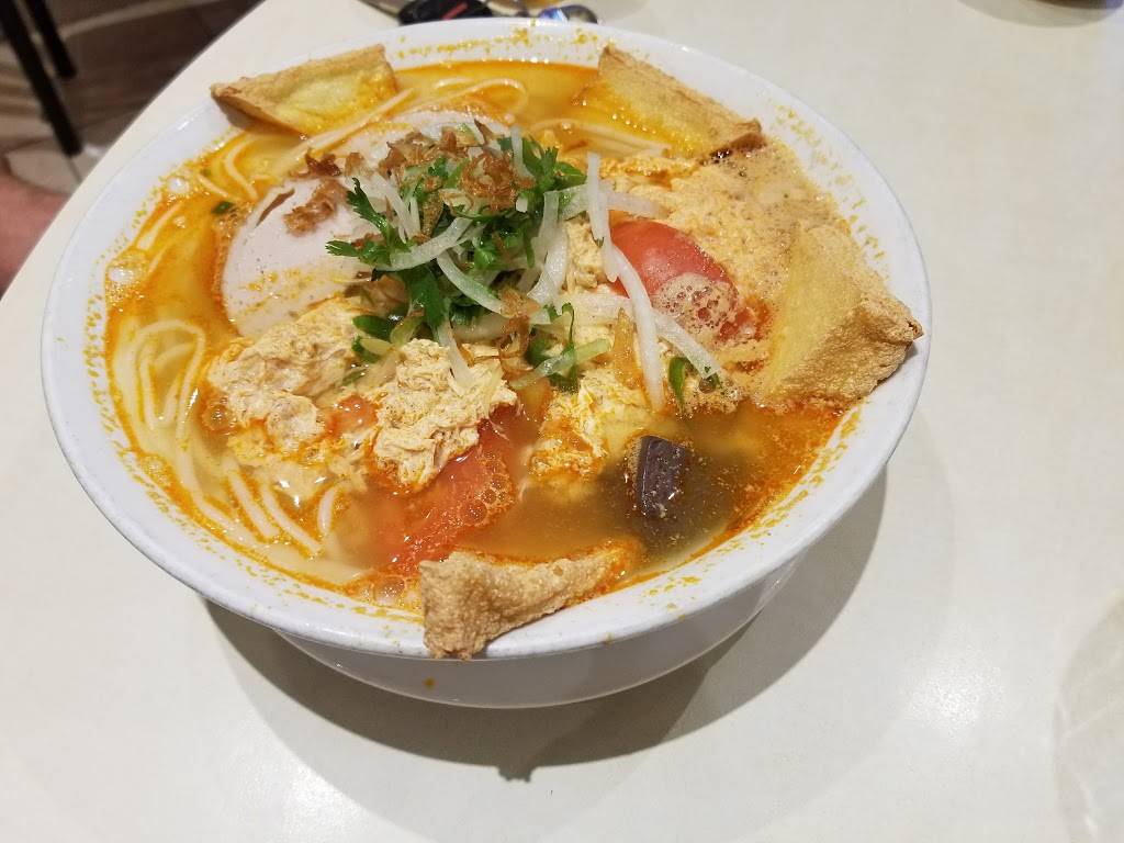 Pho Saigon Bangkok Restaurant | restaurant | 2416 St Clair Ave W, Toronto, ON M6N 1L2, Canada | 4167638838 OR +1 416-763-8838