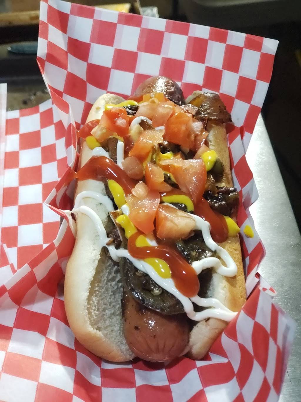 Loshotdogschingonez | restaurant | 15127 Randall Ave, Fontana, CA 92335, USA | 5624415934 OR +1 562-441-5934