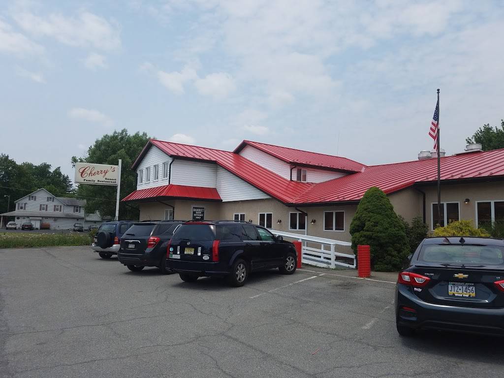 Cherrys Family Restaurant | restaurant | 539 Interchange Rd, Kresgeville, PA 18333, USA | 6106814482 OR +1 610-681-4482