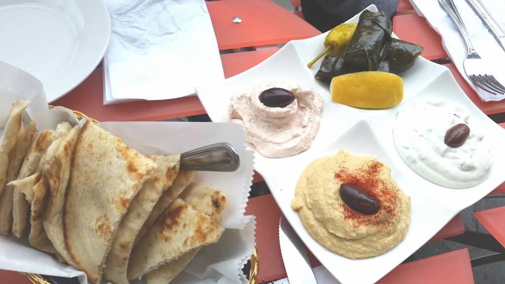 Dominicks Cafe | cafe | 34 N Front St, Kingston, NY 12401, USA | 8453384552 OR +1 845-338-4552