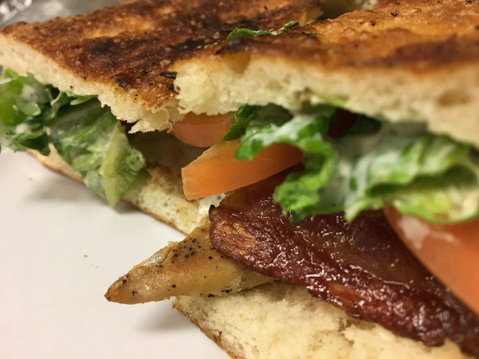 Upper Crust Sandwiches & Pizza | restaurant | 40117 10th St W, Palmdale, CA 93551, USA | 6619479976 OR +1 661-947-9976