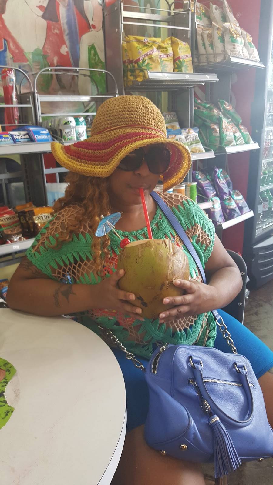 Cafe Bonjour | meal takeaway | 865 Collins Ave, Miami Beach, FL 33139, USA | 3056733668 OR +1 305-673-3668