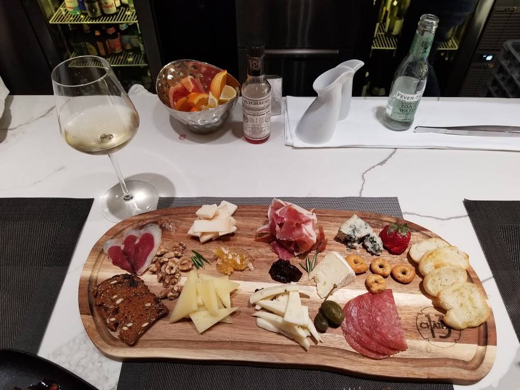 Château 13 | restaurant | 535 13th St W, Bradenton, FL 34205, USA | 9412260110 OR +1 941-226-0110