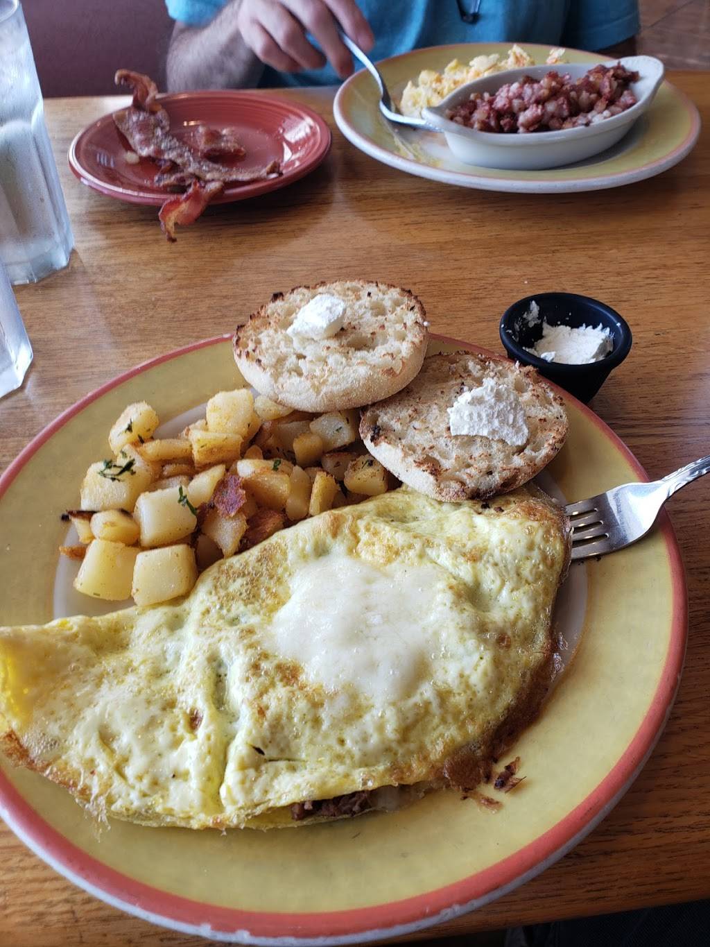 J. Christophers | restaurant | 5482 Chamblee Dunwoody Rd, Atlanta, GA 30338, USA | 7703951642 OR +1 770-395-1642