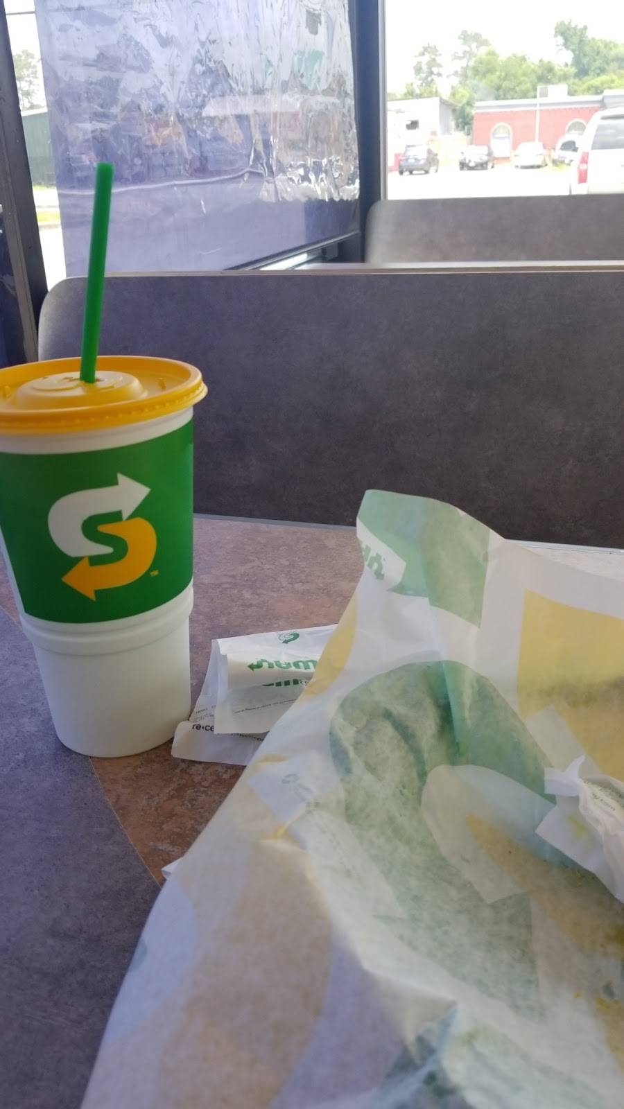 Subway Restaurants | restaurant | 5160 Aldine Mail Rte Rd, Houston, TX 77039, USA | 2815906616 OR +1 281-590-6616