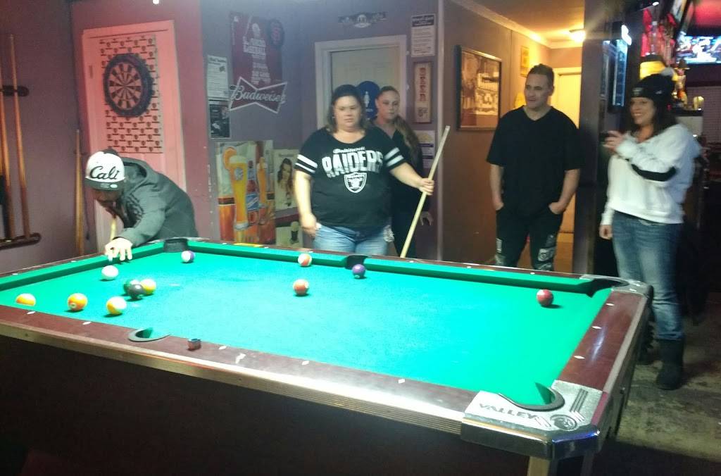 Dark Horse Lounge | night club | 24018 Hesperian Blvd, Hayward, CA 94545, USA | 5103972233 OR +1 510-397-2233