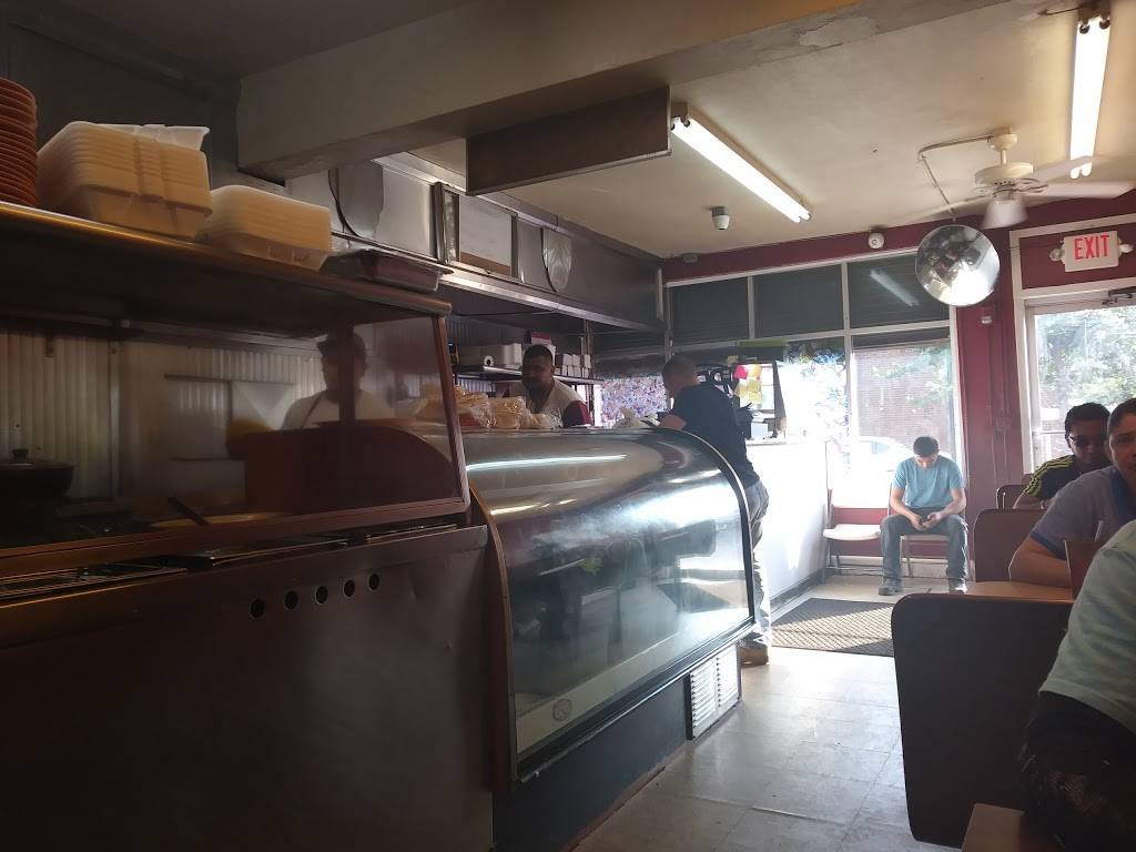 Guaterico Deli | restaurant | 526 S Clinton Ave, Trenton, NJ 08611, USA | 6093938410 OR +1 609-393-8410