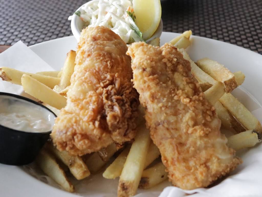 Hooked Up Ale House & Raw Bar | restaurant | 38069 Town Center Dr #20, Millville, DE 19967, USA | 3025394111 OR +1 302-539-4111