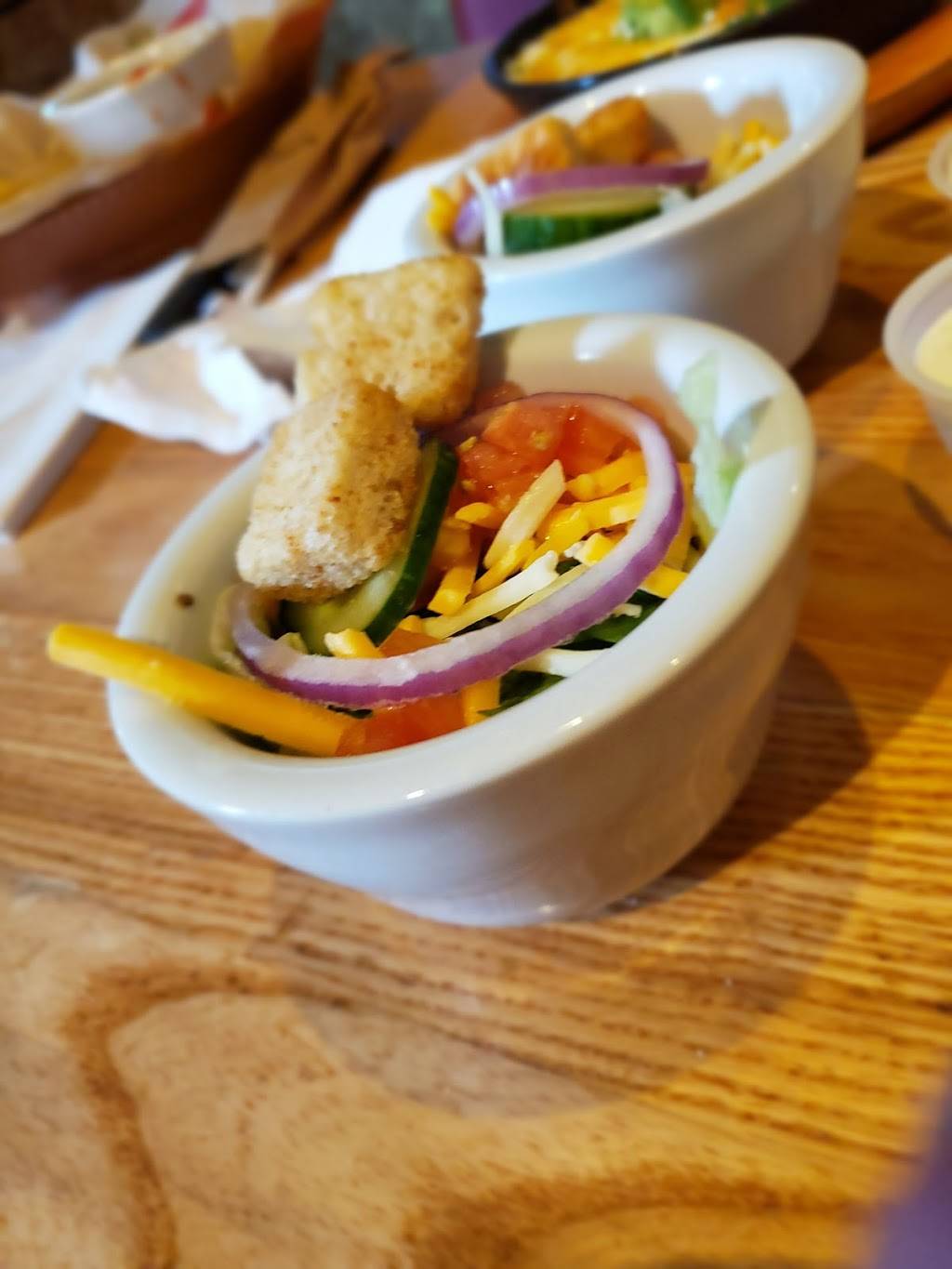 Chilis Grill & Bar | meal takeaway | 3040 Franklin Terrace, Johnson City, TN 37604, USA | 4232834229 OR +1 423-283-4229