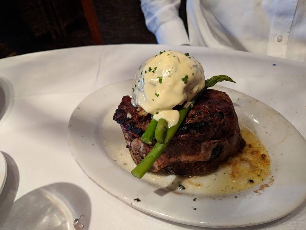 Ruths Chris Steak House | restaurant | 4100 Monument Corner Dr Suite 101, Fairfax, VA 22030, USA | 7032661004 OR +1 703-266-1004
