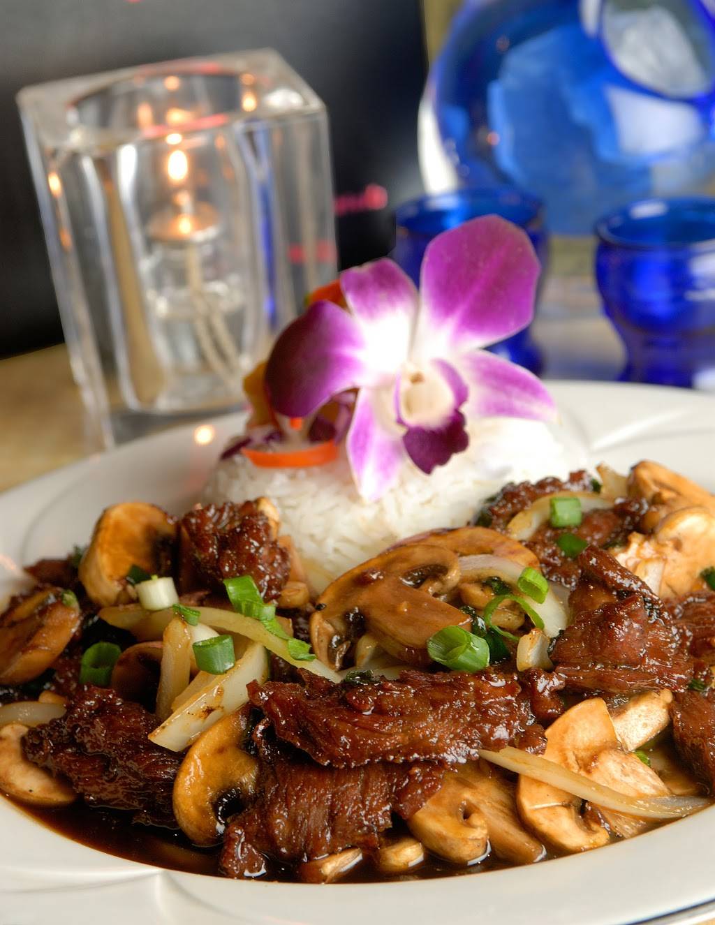 Ziings Bistro & Bar | restaurant | 209 N Harbor Blvd, Fullerton, CA 92832, USA | 7145265777 OR +1 714-526-5777