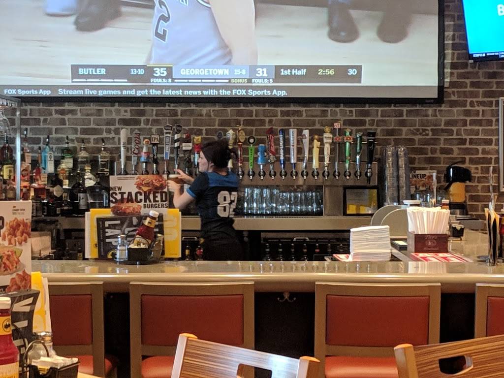 Buffalo Wild Wings | restaurant | 1797 Melody Ln, Greenfield, IN 46140, USA | 3179677962 OR +1 317-967-7962