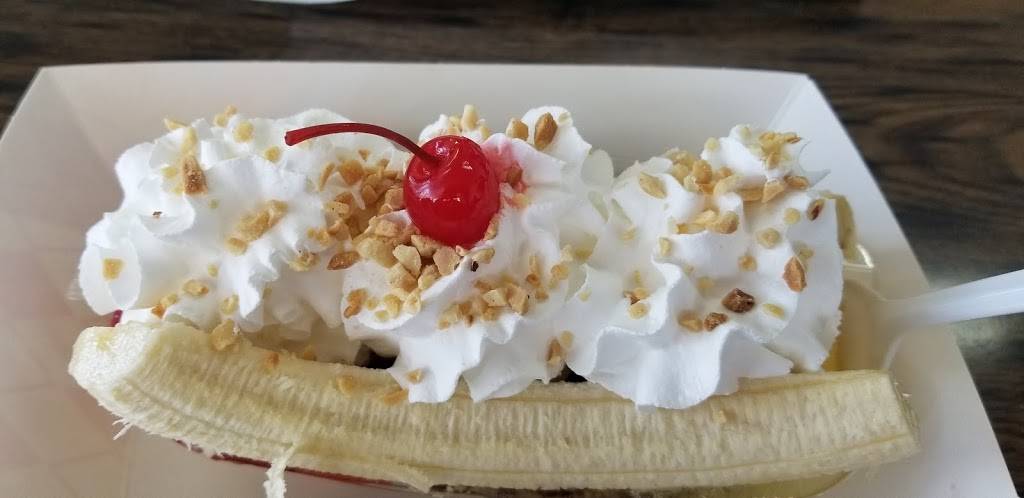 Fosters Freeze | restaurant | 1975 Grant St, Selma, CA 93662, USA | 5598961291 OR +1 559-896-1291