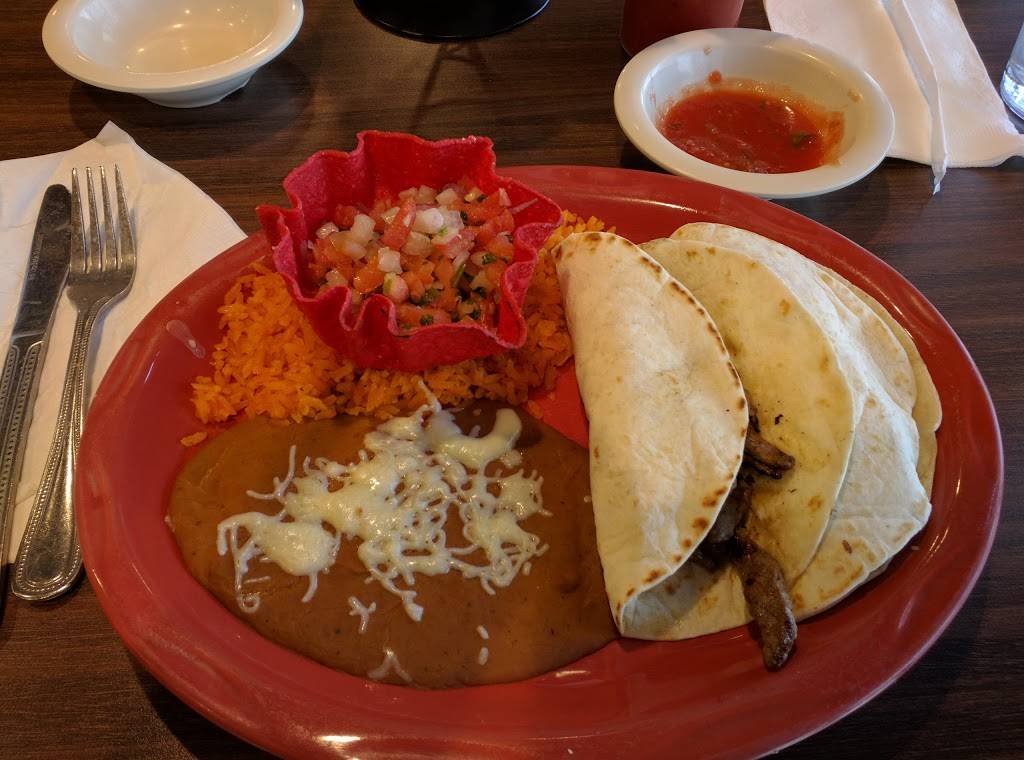 El Vallarta | restaurant | 11910 Standing Stone Dr #105, Gretna, NE 68028, USA | 4023324656 OR +1 402-332-4656