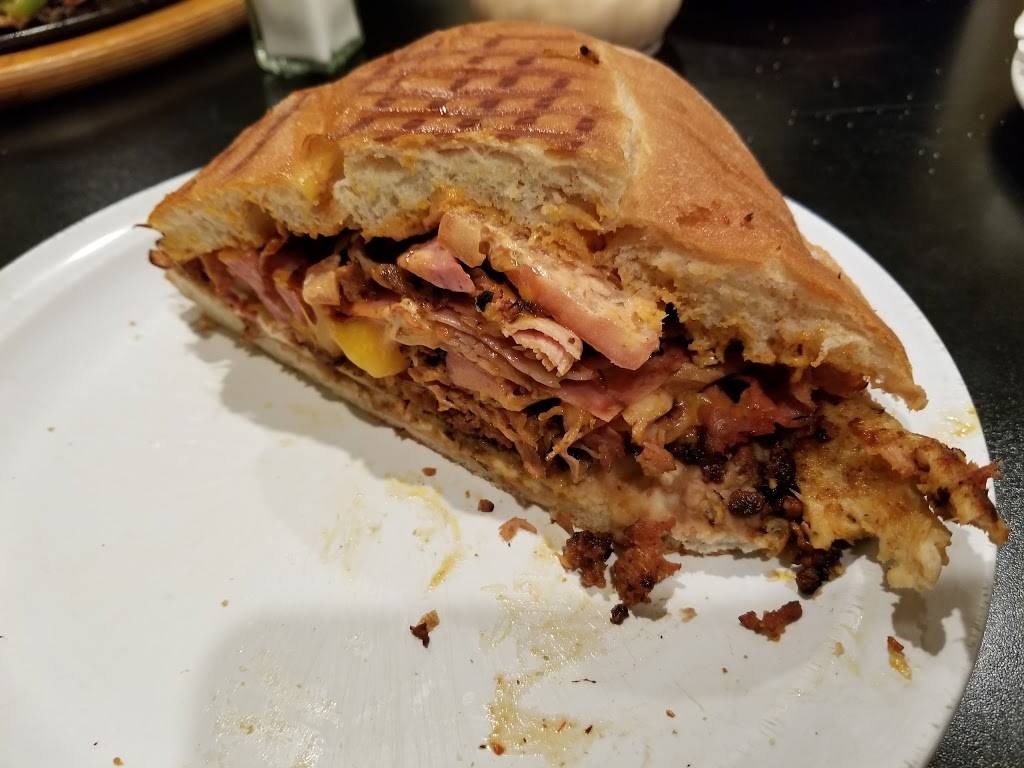 La Casita Chilanga | restaurant | 761 El Camino Real, Redwood City, CA 94063, USA | 6503642789 OR +1 650-364-2789