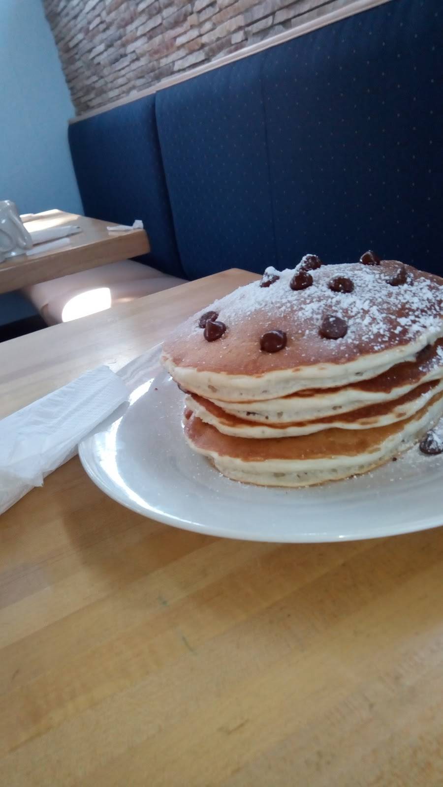 By Hand and Fork | restaurant | 1617 N, Wheeling Ave, Muncie, IN 47303, USA | 7658968717 OR +1 765-896-8717