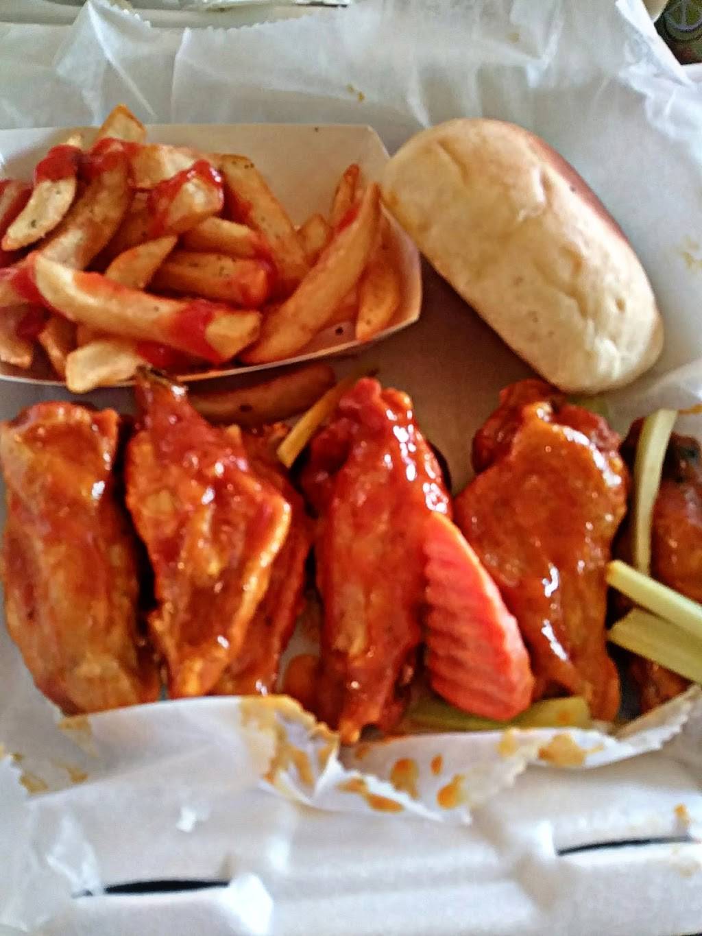 Sensational Wings & Things | restaurant | 9050 Millbranch Rd, Southaven, MS 38671, USA | 6624705939 OR +1 662-470-5939