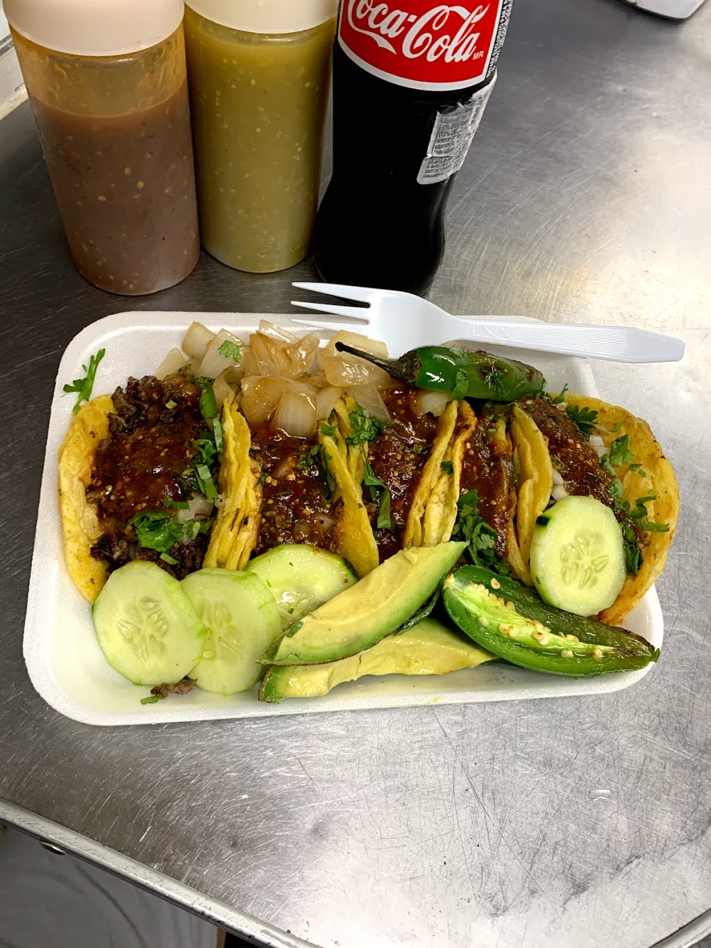 Mini Tacos Los Dos Hermanos Food Truck | restaurant | 6214 Randolph Blvd, San Antonio, TX 78233, USA | 2108109978 OR +1 210-810-9978