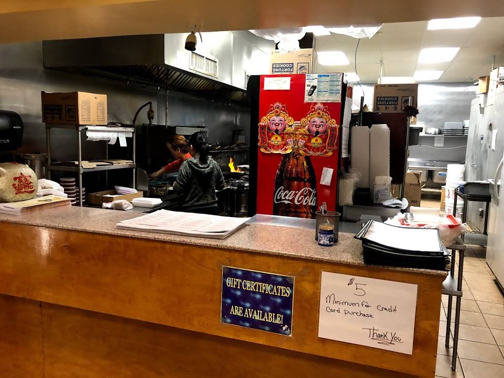 Magic Wok | restaurant | 720 Quentin Rd # 5, Lebanon, PA 17042, USA | 7172720888 OR +1 717-272-0888