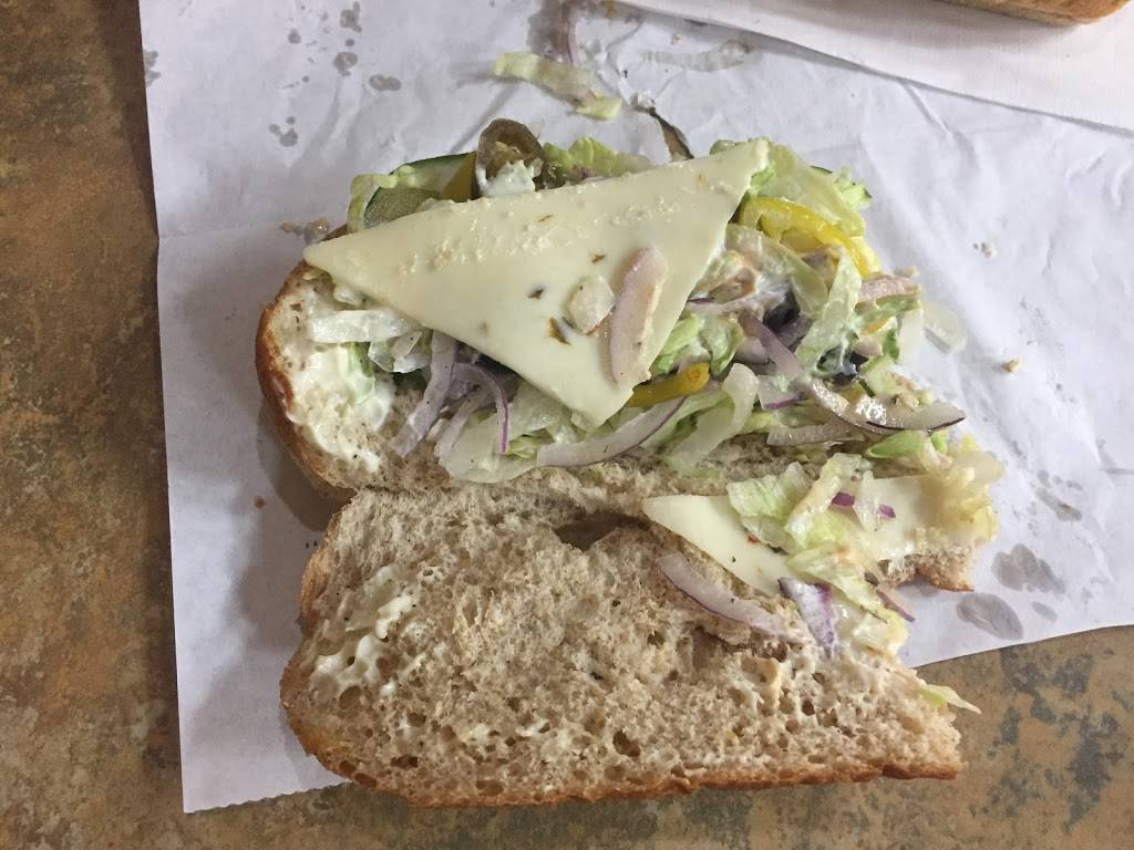 Subway | restaurant | 2272 First St, Fort Myers, FL 33901, USA | 2393343950 OR +1 239-334-3950