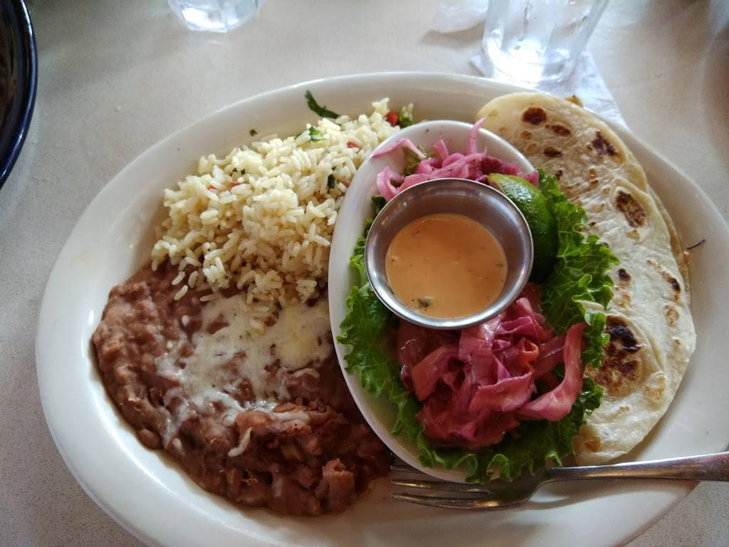 Rosies Mexican Cantina | restaurant | 6196 University Dr NW, Huntsville, AL 35806, USA | 2569221001 OR +1 256-922-1001