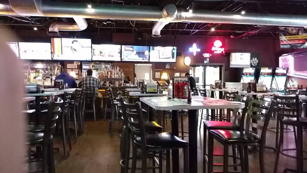 Winking Lizard Tavern | restaurant | 9570 Mentor Ave, Mentor, OH 44060, USA | 4403542968 OR +1 440-354-2968