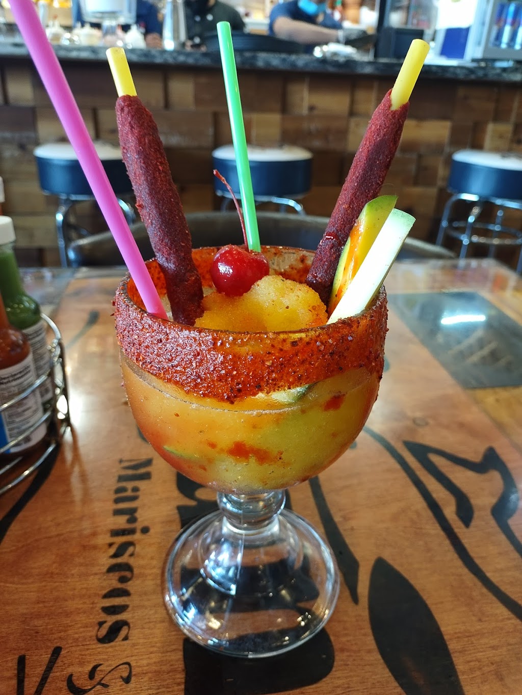 La Laguna Mariscos and Sushi | restaurant | 2419 E Saunders St #101, Laredo, TX 78041, USA | 9565682175 OR +1 956-568-2175