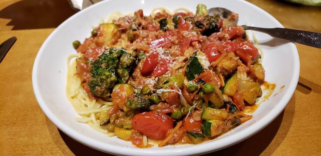 Olive Garden Italian Restaurant | meal takeaway | 4467 S Laburnum Ave, Henrico, VA 23231, USA | 8042260973 OR +1 804-226-0973