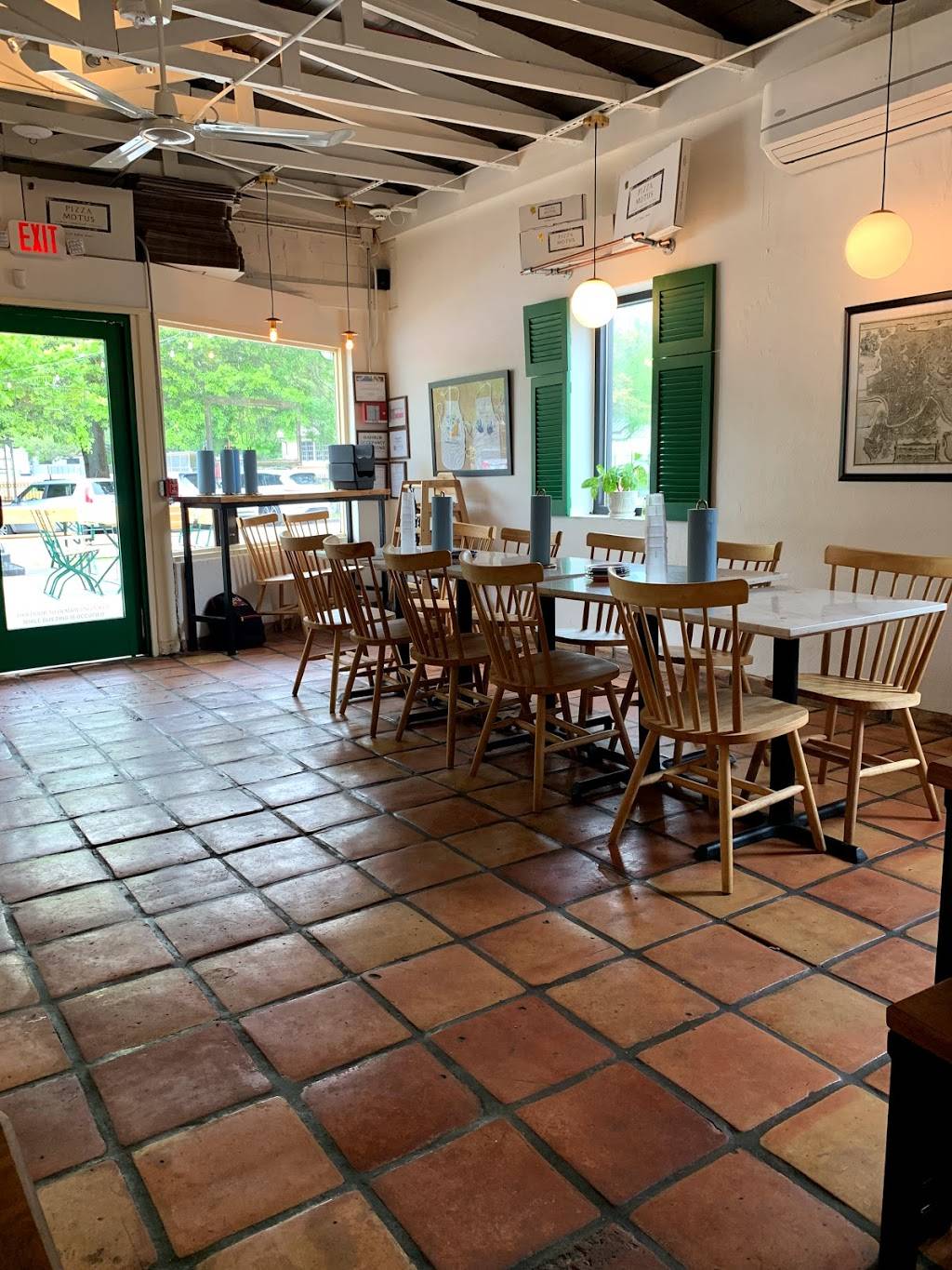 Pizza Motus | restaurant | 6119 Edloe St, West University Place, TX 77005, USA | 8327673450 OR +1 832-767-3450