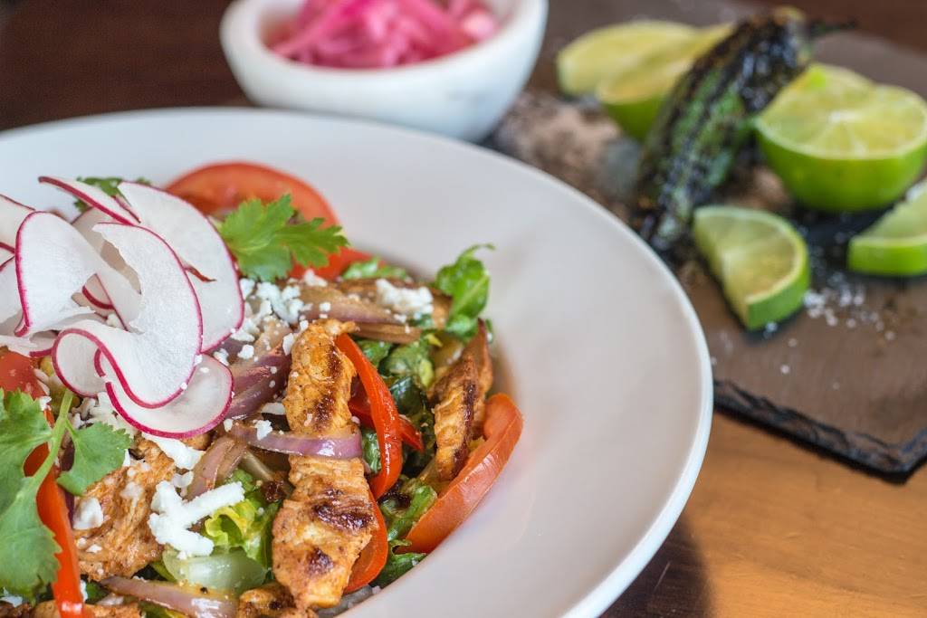 Mexquite Mexican Restaurant | night club | 25095 Blue Ravine Rd, Folsom, CA 95630, USA | 9169848607 OR +1 916-984-8607