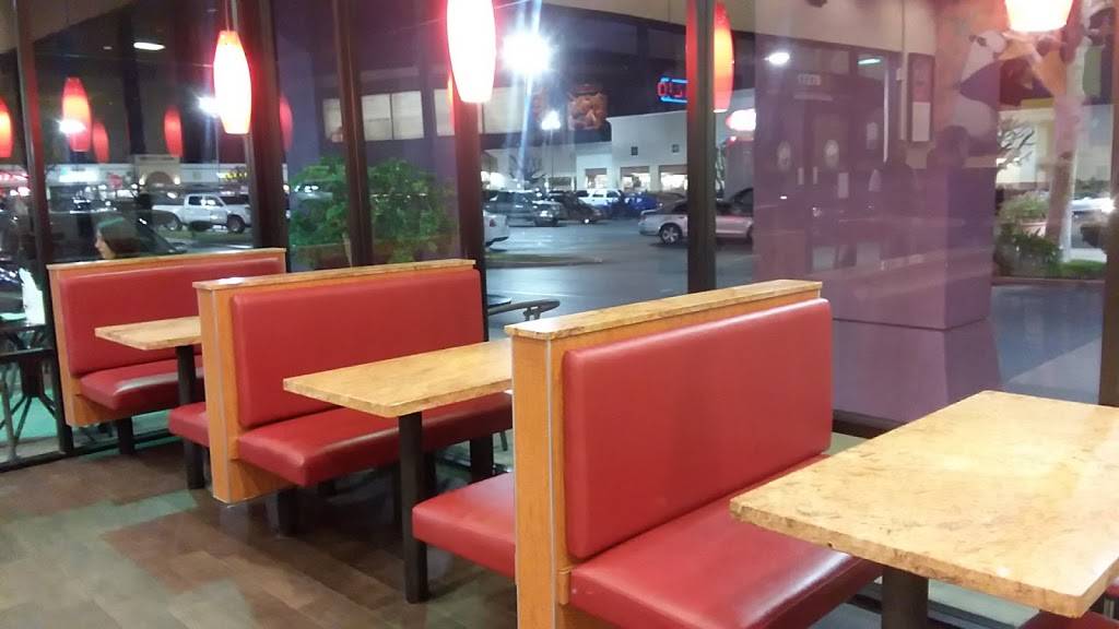 Panda Express | meal takeaway | 17276 Saticoy St, Van Nuys, CA 91406, USA | 8187740107 OR +1 818-774-0107