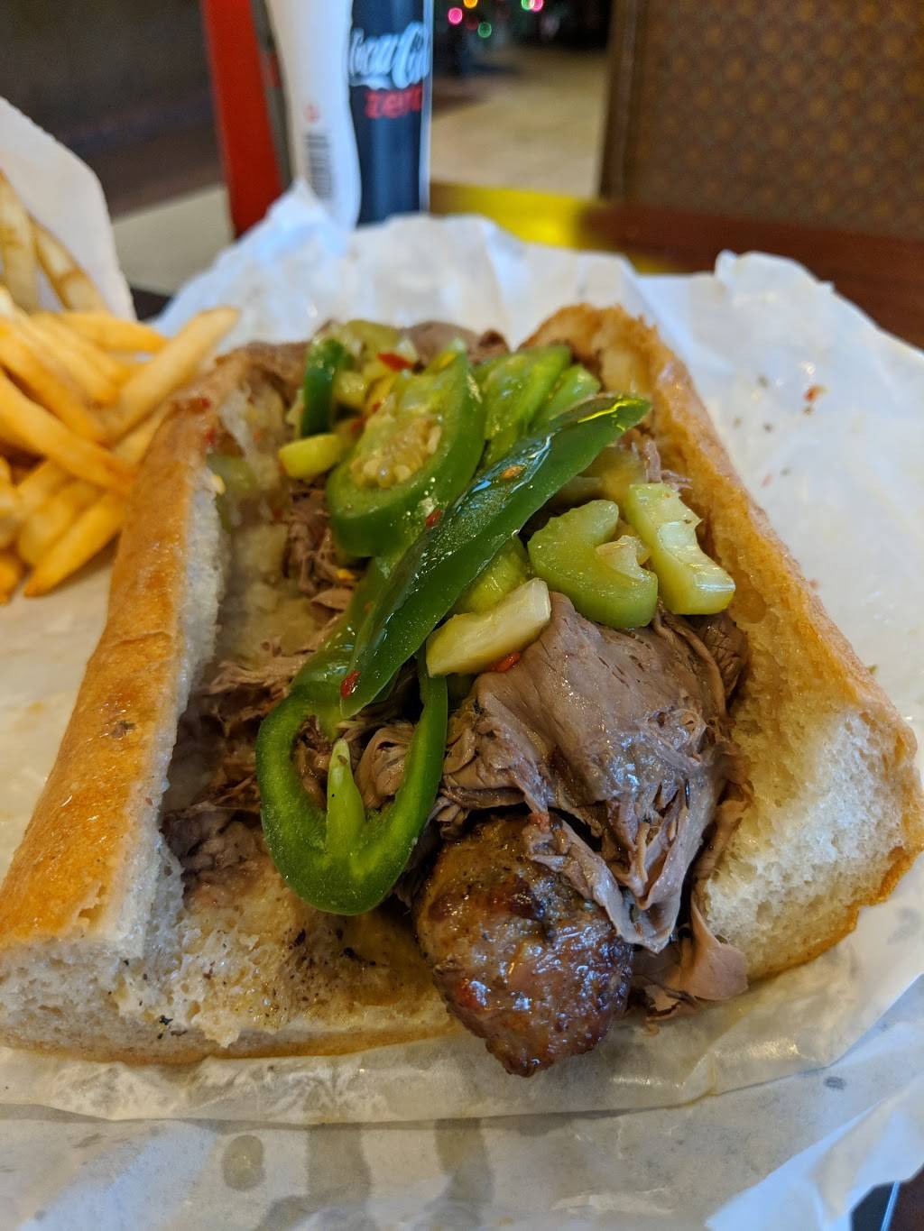 Jays Beef | restaurant | 2255 W North Ave, Chicago, IL 60647, USA | 7737722333 OR +1 773-772-2333