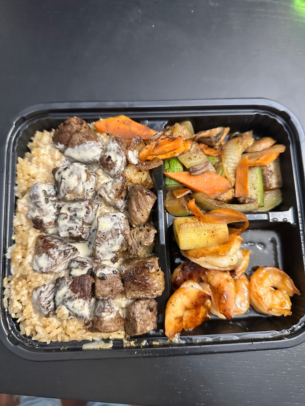 Hikaru Hibachi Express and Sushi | restaurant | 8501 Westfield Blvd, Indianapolis, IN 46240, USA | 3175522988 OR +1 317-552-2988