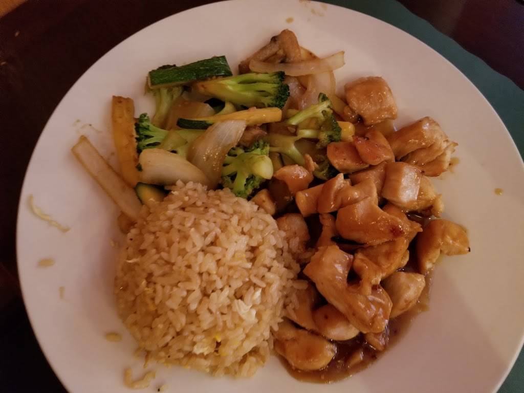 Kumo Sushi & Hibachi | restaurant | 1251 Jefferson Davis Hwy, Fredericksburg, VA 22401, USA | 5408992888 OR +1 540-899-2888