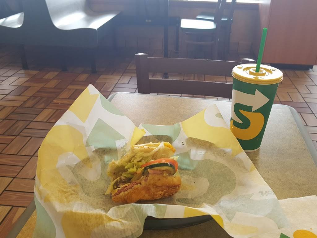 Subway | restaurant | 351 Havendale Blvd, Auburndale, FL 33823, USA | 8639673037 OR +1 863-967-3037