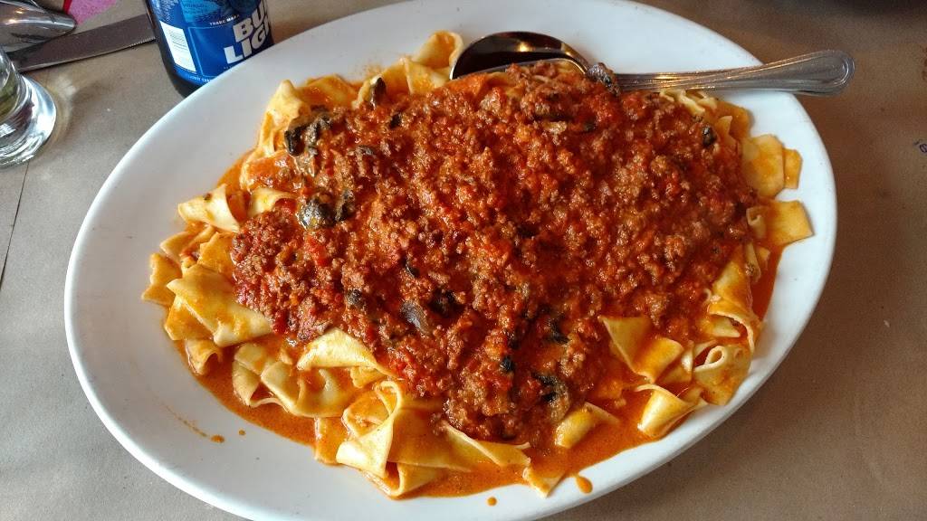 Uncle Bacalas | restaurant | 2370 Jericho Turnpike, Garden City Park, NY 11040, USA | 5167390505 OR +1 516-739-0505