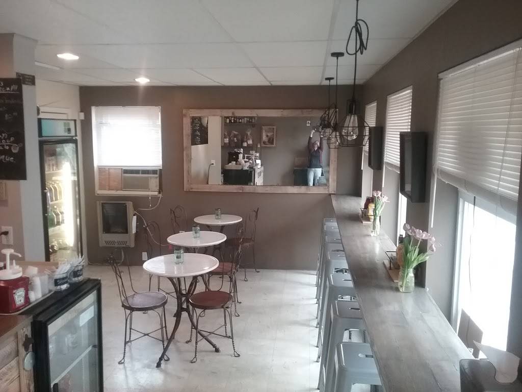 Amazin Melts | restaurant | 235 Main St, New Paltz, NY 12561, USA | 8454192808 OR +1 845-419-2808