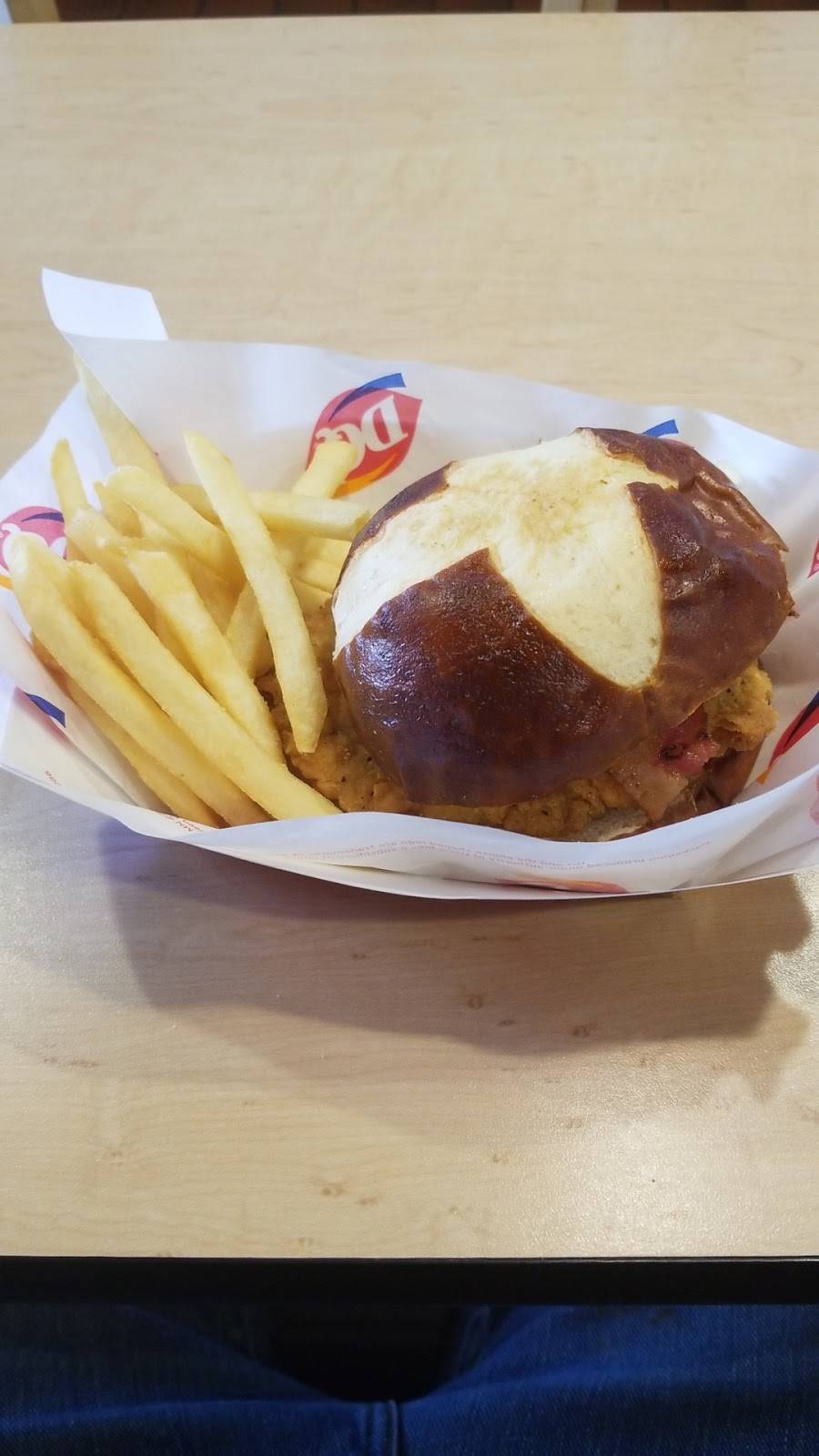 Dairy Queen Grill & Chill | restaurant | 3511 Round Lake Blvd NW, Anoka, MN 55303, USA | 7634218271 OR +1 763-421-8271