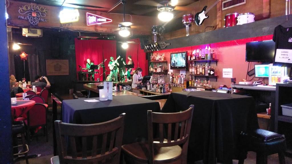 Catfish Lous | restaurant | 6540 SW Fallbrook Pl, Beaverton, OR 97008, USA | 5032275384 OR +1 503-227-5384