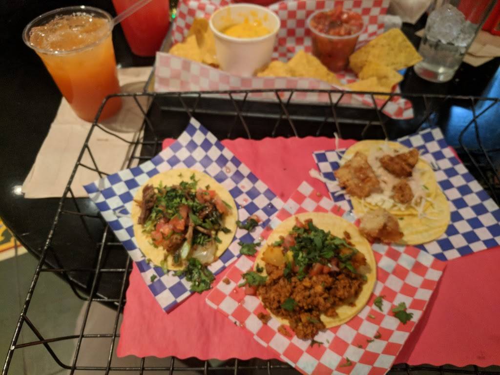 Taqueria Nacional | restaurant | 1409 T St NW, Washington, DC 20009, USA | 2022991122 OR +1 202-299-1122