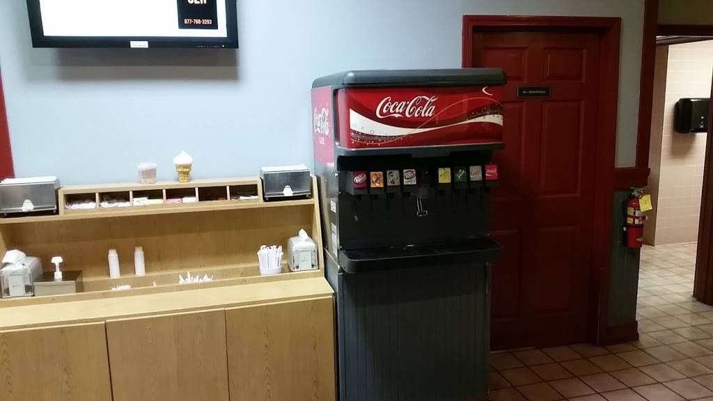 Dairy Delight | restaurant | 1324 E Wood St, Paris, TN 38242, USA | 7316421795 OR +1 731-642-1795