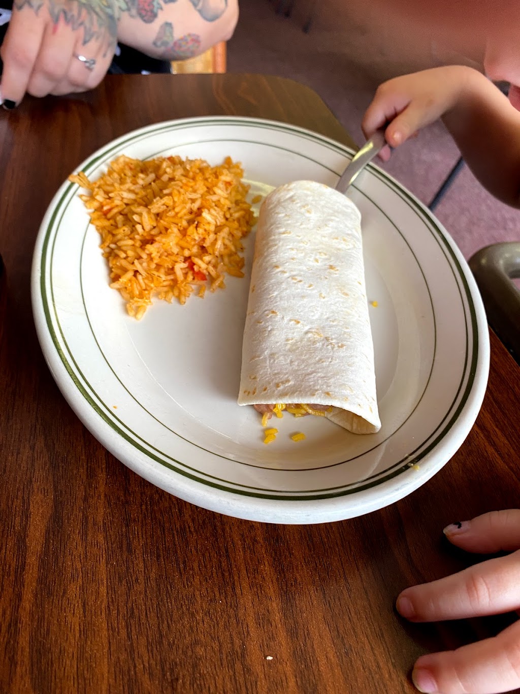 Restaurant 8A | restaurant | 2648 Santa Fe Dr, Pueblo, CO 81006, USA | 7195429280 OR +1 719-542-9280