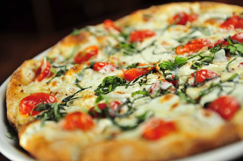 Arch City Tavern | restaurant | 862 N High St, Columbus, OH 43215, USA | 6147255620 OR +1 614-725-5620