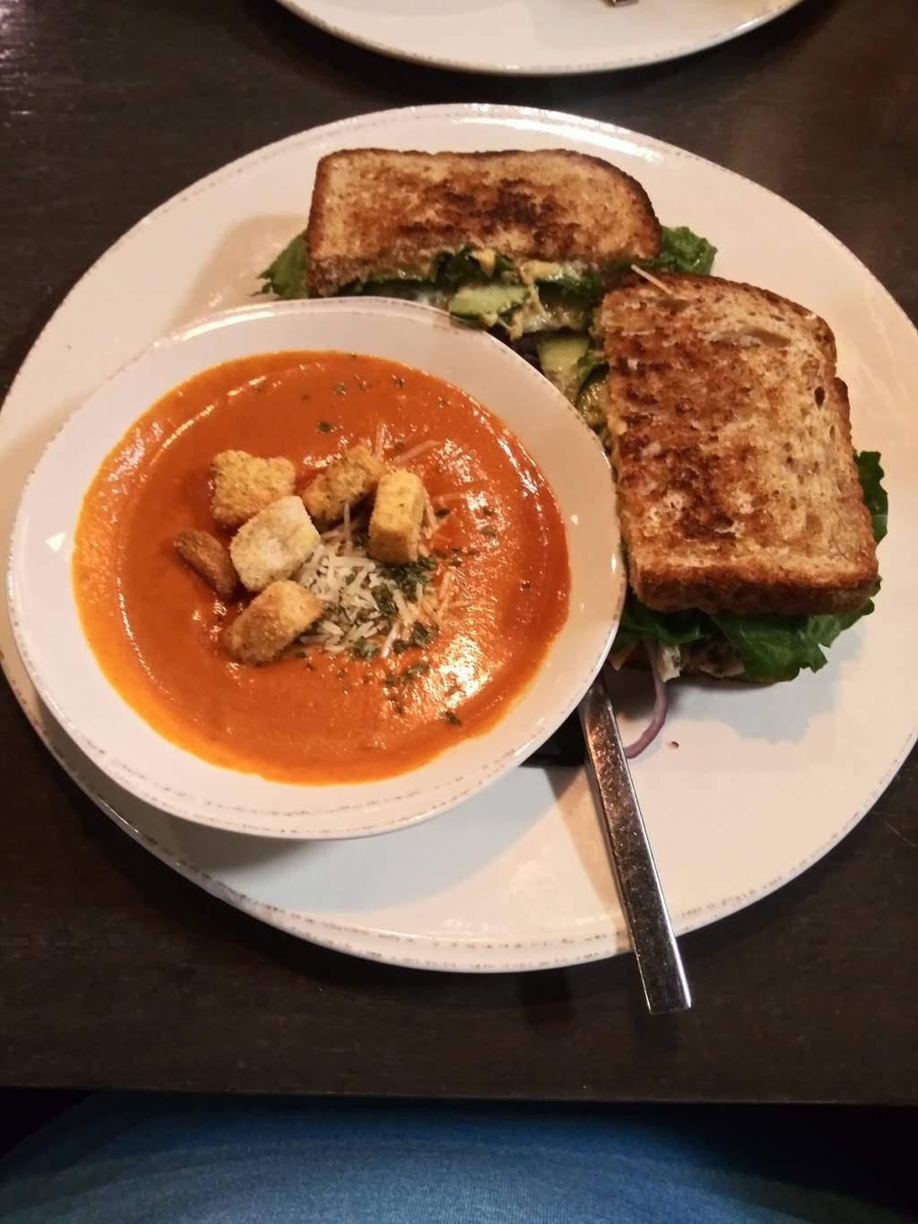 The Point Restaurant | restaurant | 44538 40th St E, Lancaster, CA 93535, USA | 6619464520 OR +1 661-946-4520